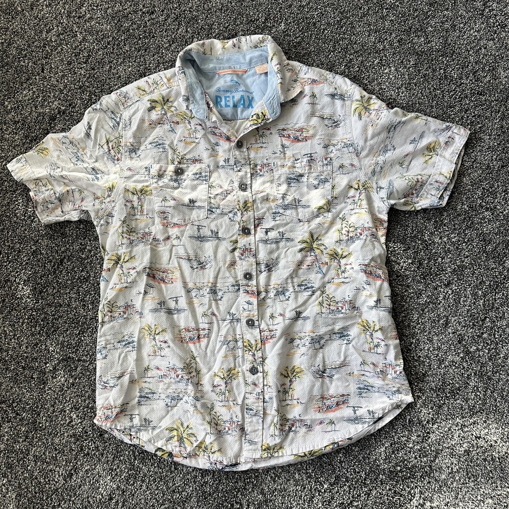 Tommy Bahama Relax Shirt Mens Medium Short‎ Sleeve Tropical Hawaiian Print Beach